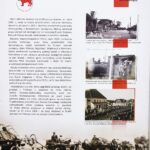 Ilustracja przedstawia tablicę wystawową poświęconą miastu Bielsk Podlaski. Widnieją na nim 4 historyczne zdjęcia z Bielska oraz treść poświęcona odzyskaniu niepodległości przez Bielsk Podlaski.