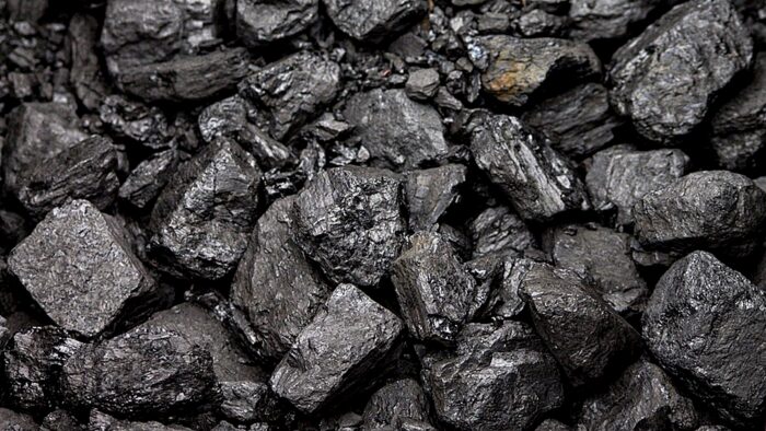 czarny węgiel