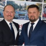 Burmistrz wita gości.