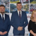 Burmistrz wita gości.