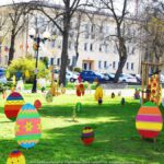 Piękne ozdoby w parku miejskim.