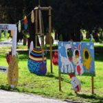 Piękne ozdoby w parku miejskim.