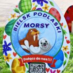 Piękne ozdoby w parku miejskim.