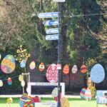 Piękne ozdoby w parku miejskim.