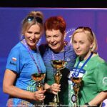 Gala mistrzostw w domu kultury i wręczanie pucharów i medali na scenie.