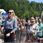 Zawody w nordic walkingu w lesie grabowieckim.