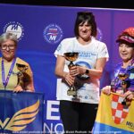 Gala mistrzostw w domu kultury i wręczanie pucharów i medali na scenie.