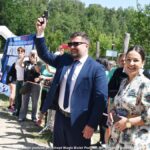 Zawody w nordic walkingu w lesie grabowieckim.