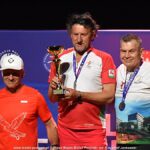 Gala mistrzostw w domu kultury i wręczanie pucharów i medali na scenie.