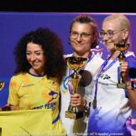 Gala mistrzostw w domu kultury i wręczanie pucharów i medali na scenie.