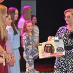 Festiwal młodych wokalistów Podlaska Nuta na scenie domu kultury.