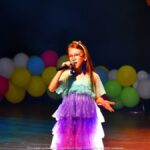 Festiwal młodych wokalistów Podlaska Nuta na scenie domu kultury.