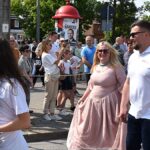 Kolorowy korowód przebierańców i przemarsz ulicami Bielska z kluczem do bram miasta.