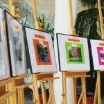 Wręczenie nagród w konkursie fotograficznym dla dzieci.