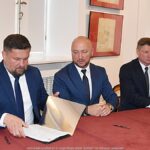 Uroczystość podpisania umów w bielskim ratuszu.