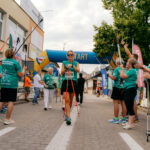 Bieg w plenerze ulicami miasta.