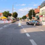 Rajd samochodowy ulicami miasta.