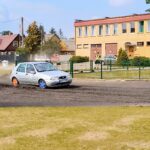 Rajd samochodowy ulicami miasta.