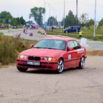 Rajd samochodowy ulicami miasta.