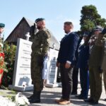 Uroczystości na cmentarzu wojennym.