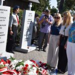 Uroczystości na cmentarzu wojennym.