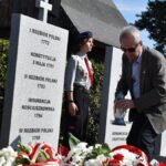 Uroczystości na cmentarzu wojennym.