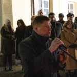 Uroczystości na placu przed ratuszem.