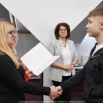 Obrady młodzieżowej rady miasta.