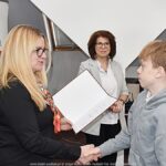 Obrady młodzieżowej rady miasta.